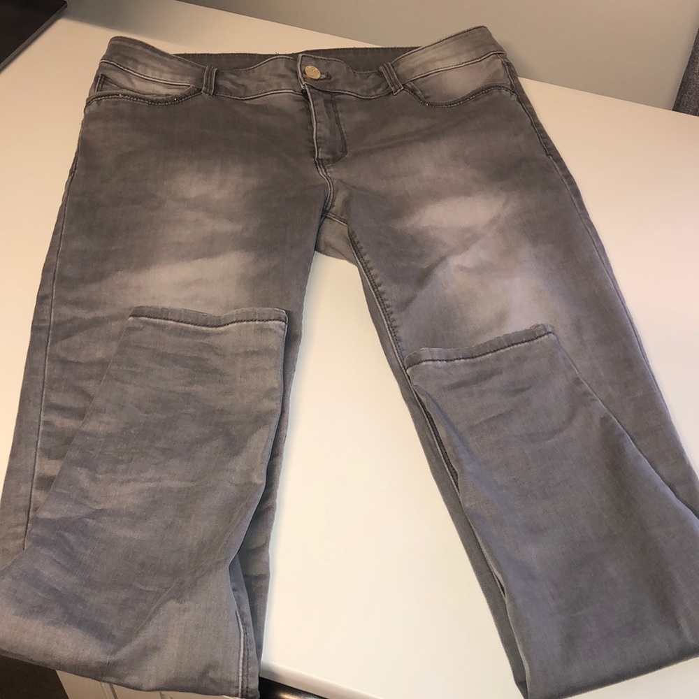 WHBM Skinny Jeans size 6